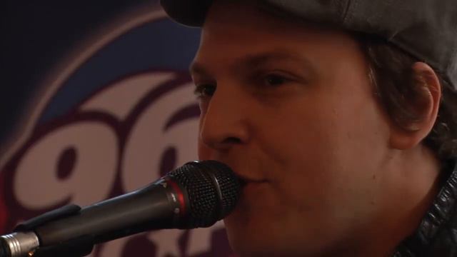 Gavin Degraw - I Don't Want To Be Live Acoustic (Excellent Quality)