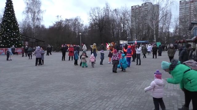 Дискотека 90-х в Тушино смотреть онлайн