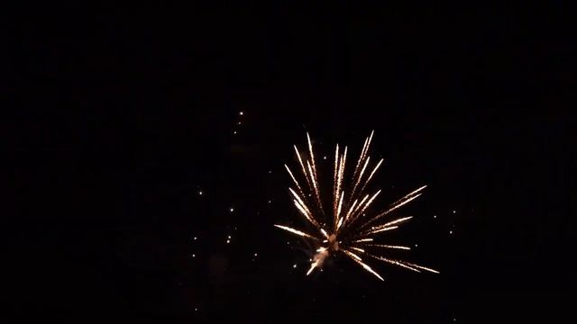 Салют Зоряне Сяйво 49 залпов SB-7 смотреть онлайн