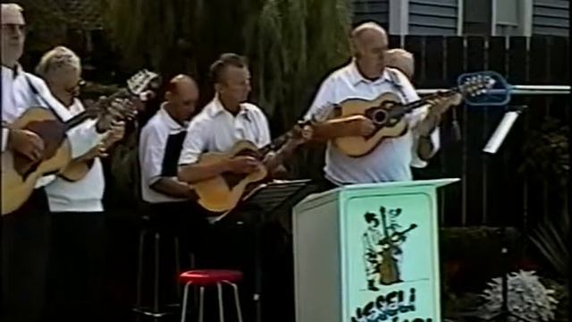 12 Tango Roses смотреть онлайн