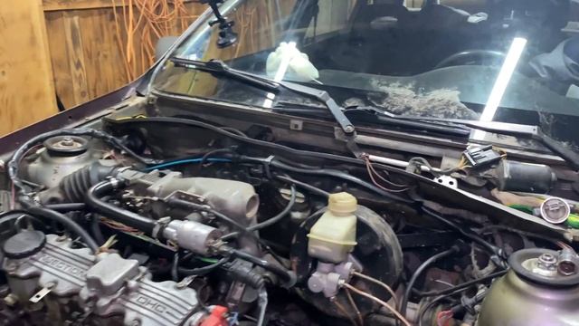 Опель Вектра А. Куча бензина в цилиндрах ДВС. Фонтан бензина.