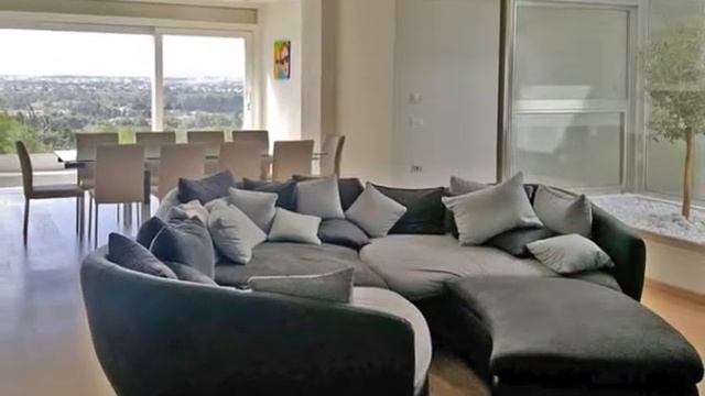 Дом с бассейном в Италии у моря смотреть онлайн