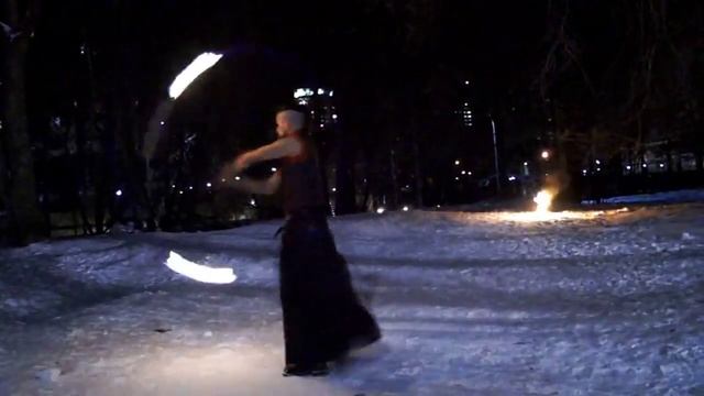 Пои и стафф (fire-poi & fire-staff) смотреть онлайн