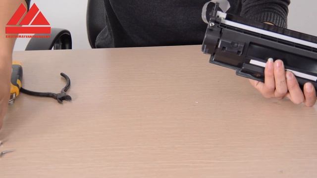 Hướng dẫn tháo lắp đổ mực và thay thế linh kiện hộp mực 49 53A смотреть онлайн