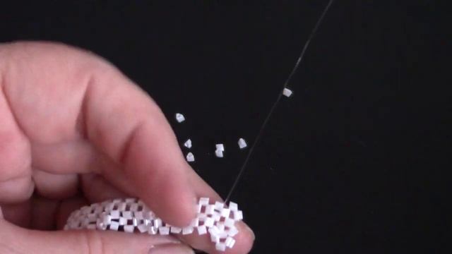 Белый браслет из бисера White bead bracelet Украшения из бисера Бисероплетение Bead Jewelrik смотреть онлайн