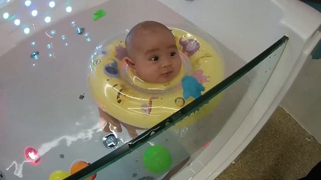 Amazing Spa for Babies : HIPPOPO Malaysia смотреть онлайн