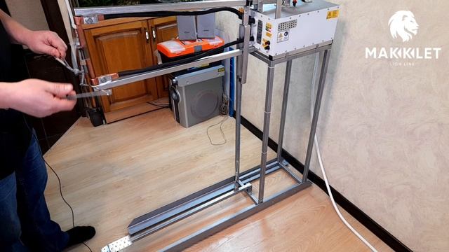 Машина контактной сварки для каркасов винков 4200А. смотреть онлайн