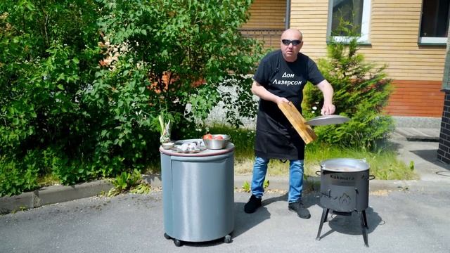 Лазерсон стучит крышкой котелка | ЧАСОВАЯ ВЕРСИЯ смотреть онлайн