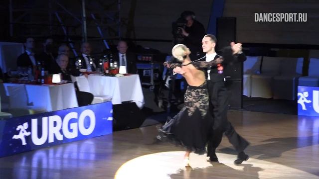 Anton Besedin - Ekaterina Strelkova RUS, Slow Foxtrot | Brno Open 2019 | Final смотреть онлайн