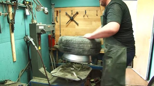 Когда переобуть машину? смотреть онлайн