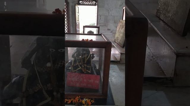 Индийский храм. Индийские боги дней недели. Какое божество управляет днем недели. смотреть онлайн