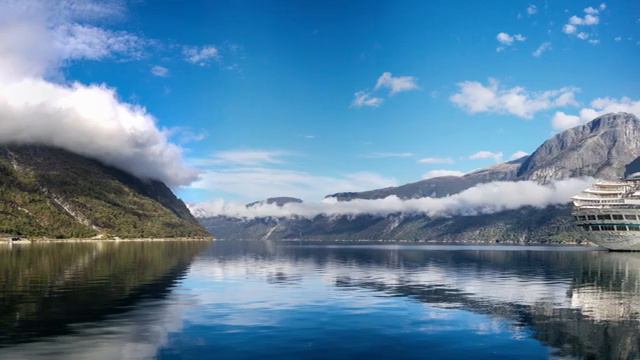 Relaxing Peaceful Piano & Violin Music | Norway Landscape смотреть онлайн