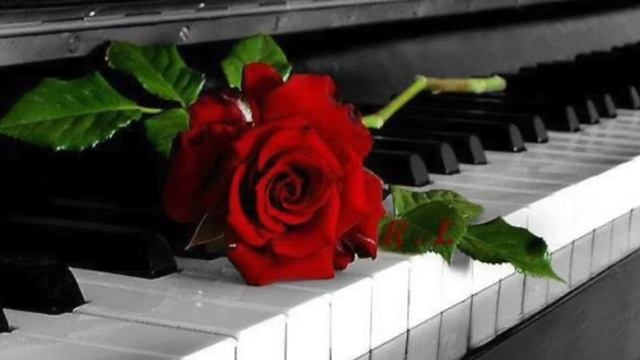 Brian Andrew Leahy plays To A Wild Rose by Edward Macdowell from his Woodland Sketches смотреть онлайн