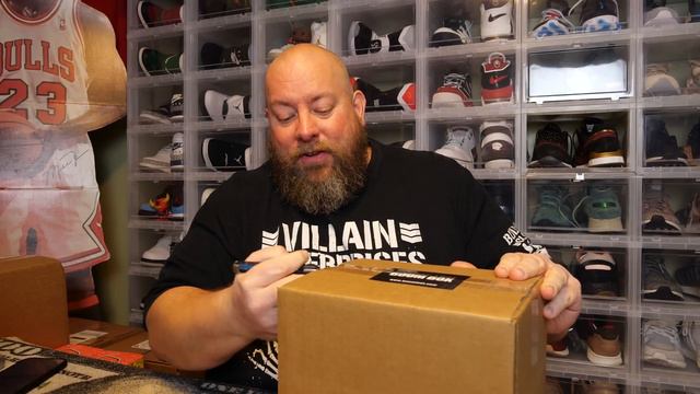 Opening a $550 Freddy Funko MEGA GRAIL Funko Pop Mystery Box смотреть онлайн