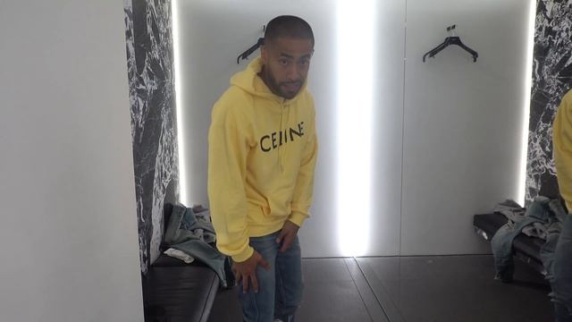 Shopping at Celine: Uniform Part 2 смотреть онлайн