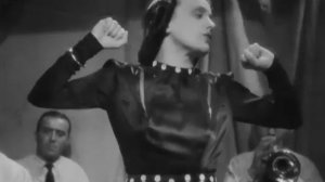 Edith Piaf - J'ai dansé avec l'amour Эдит Пиаф "Я танцевала с любовью"