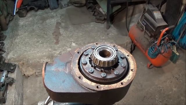 УАЗ 469 - Ремонт военного переднего моста - Часть 2 смотреть онлайн