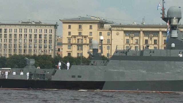 День Военно-морского флота в Санкт-Петербурге смотреть онлайн
