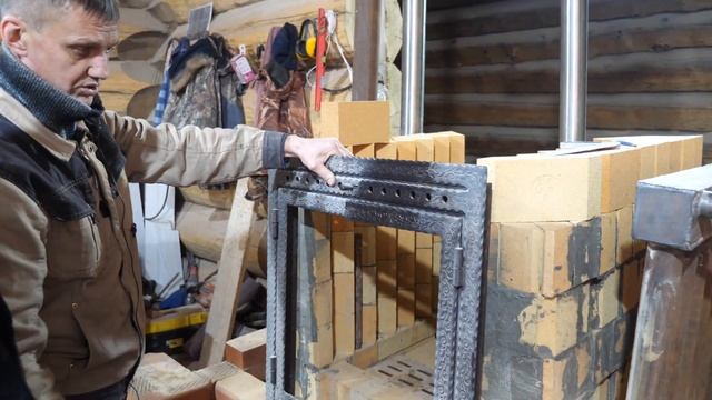 Каминопечь в доме с бассейном: ёлочный топливник, подача свежего воздуха и котёл для отопления смотреть онлайн