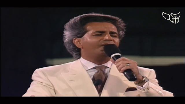 Benny Hinn Worship