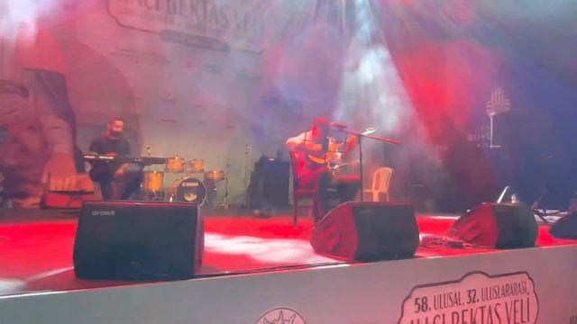 Umut Güler Çeke Çeke смотреть онлайн