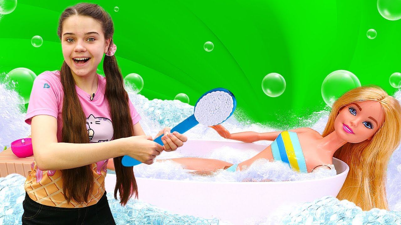 Кукла Барби на СПА процедурах после пожара. Салон красоты для кукол. Видео про игрушки для девочек смотреть онлайн