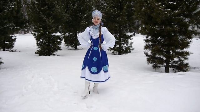 У леса на опушке зима смотреть онлайн