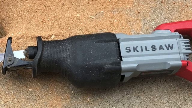 Skilsaw SPT44A 13A Reciprocating Saw With BUZZKILL Technology