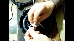 Небольшой ремонт ручного стартера снегоуборщика Champion.