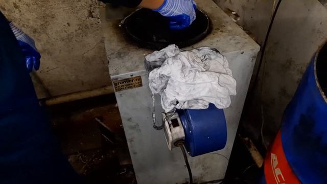 Заводской котёл на отработке с наддувом смотреть онлайн