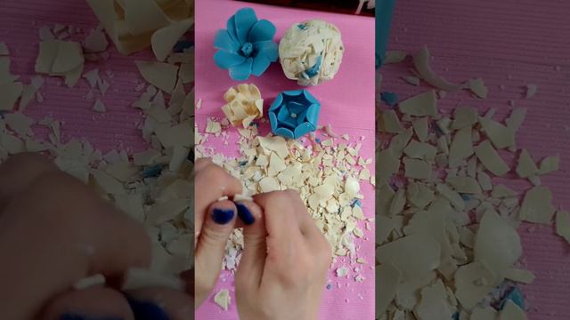 белоголубой мыло,цветы,завитушки,хруст мыла смотреть онлайн