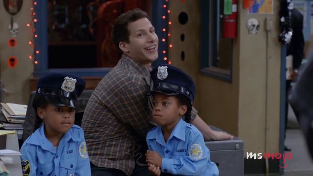 Top 10 Brooklyn Nine-Nine Mistakes That Were Left in the Show смотреть онлайн