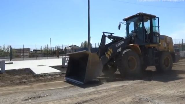 В селе Париж продолжается благоустройство парка Дружбы. смотреть онлайн