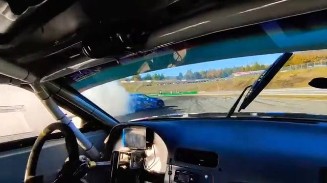 DriftTaxi Brno Circuit Nissan Silvia PS13 LS3 x Tirekiller Evo3 смотреть онлайн