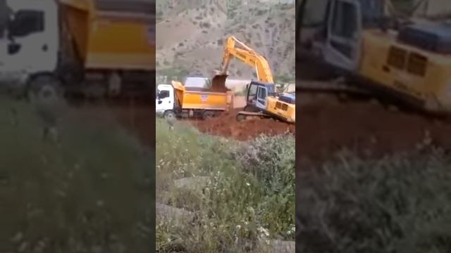 Hyundai 320 смотреть онлайн