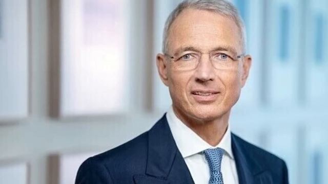 The End of Credit Suisse! смотреть онлайн