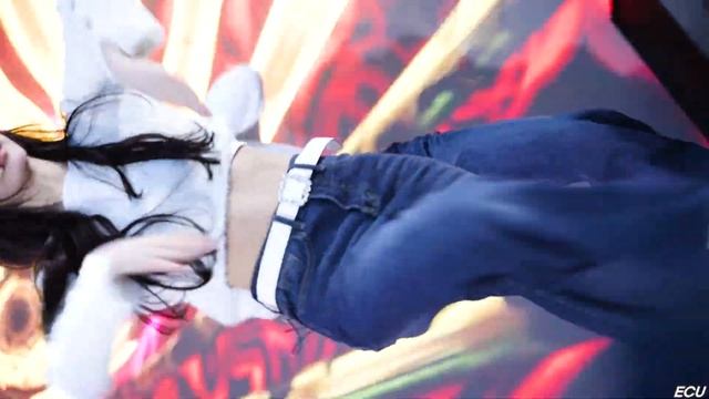 클라씨 (Class:y) 보은 (Boeun) Shut Down [4K60P] 240127 강릉, 핸드헬드 직캠 by ECU смотреть онлайн