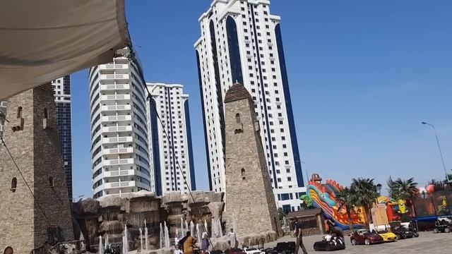 ГРОЗНЫЙ ,ЦЕНТР МИРА‼️МА ША АЛЛАХ, КАКОЙ КРАСИВЫЙ‼️???СНОВА ЖАРА смотреть онлайн