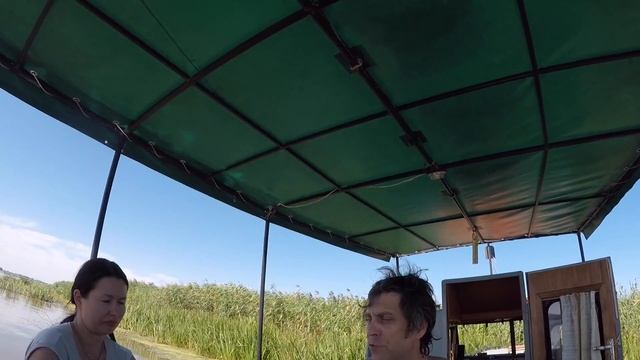 Рыбалка в Астрахани на Сазана август 2018. Раскаты Волги. смотреть онлайн