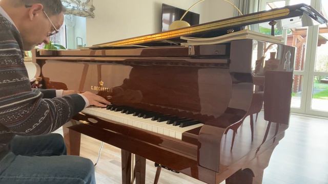 Debussy Sarabande / Bechstein Concert L-167 смотреть онлайн