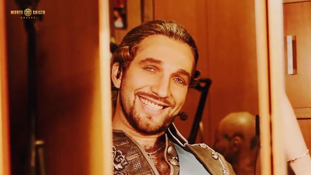 Женская половина мюзиклов "Монте-Кристо" и "Граф Орлов" поздравляет с 23 февраля! смотреть онлайн