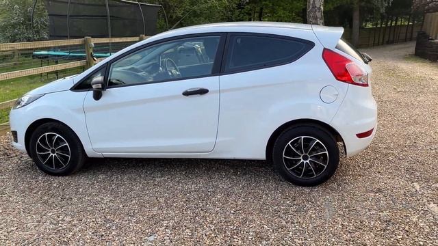 Ford Fiesta 1.25 2015 смотреть онлайн