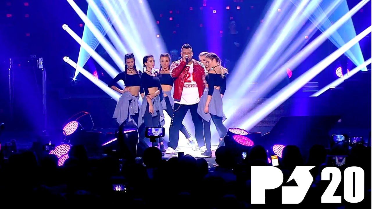 Руки Вверх! - Он тебя целует @ Crocus City Hall, 2016 смотреть онлайн