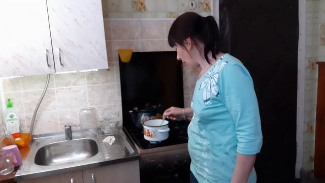 Разъехались гости (( Закончился праздник... смотреть онлайн