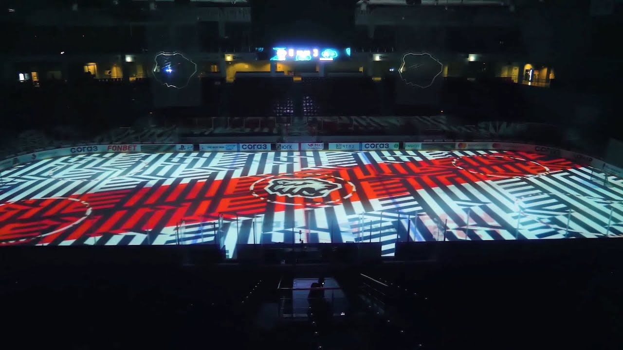 Match Day Show Tractor. 3D mapping + лазеры. смотреть онлайн