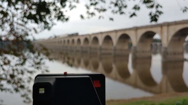 Shooting Instant Film with the Polaroid One Step Plus (A Review!) смотреть онлайн