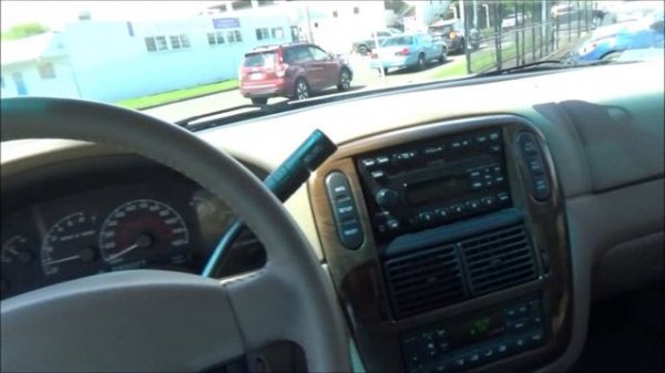 2002 Ford Explorer Eddie Bauer - A Start-up and Complete Documentation (V6, 4X4)