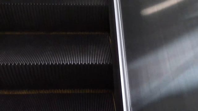 Мария Вильковиская. Эскалатор (re-edited) смотреть онлайн