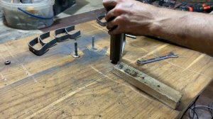 Крючки для вешалки (Своими руками)