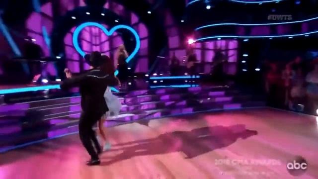 Alexis Ren and Alan Bersten Samba (Week 7) | Dancing With The Stars смотреть онлайн